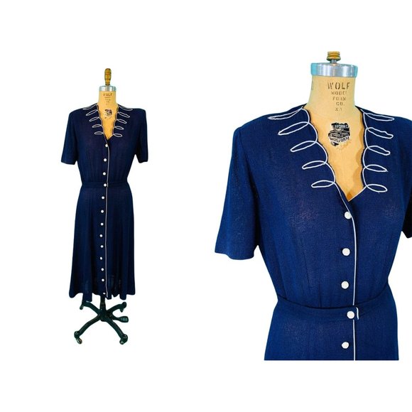 Vintage 1940s Blue Dress Scroll Neckline Shirtdress Packables | W 28" - Picture 1 of 10
